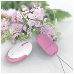 Розовое виброяйцо Remote Control Egg с пультом ДУ
